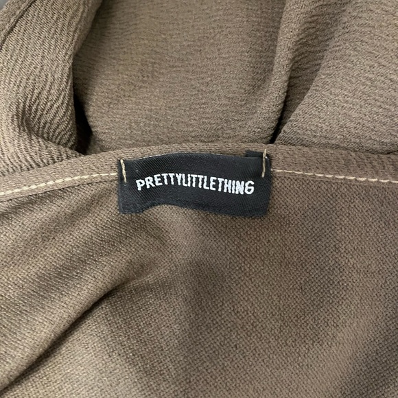 Pretty Little Thing Dress - Picture 3 of 4